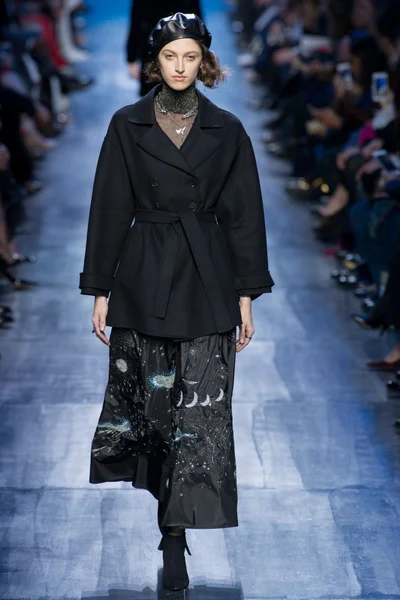 Look 36